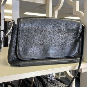 Vintage coach crossbody in amazing condition for age!